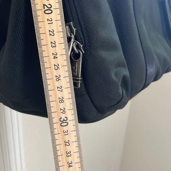 Tumi Black Laptop Bag - Picture 11 of 14